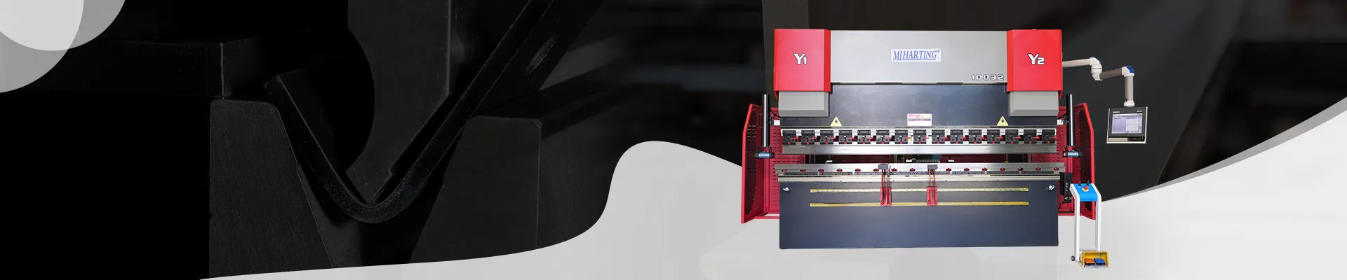 DA66T system bending machine is suitable for some conventional, simple shape bending tasks, can meet most general production needs, and is often suitable for 6+1 axis.